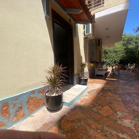 Olive Tree Apartment Sarande Bagian luar foto