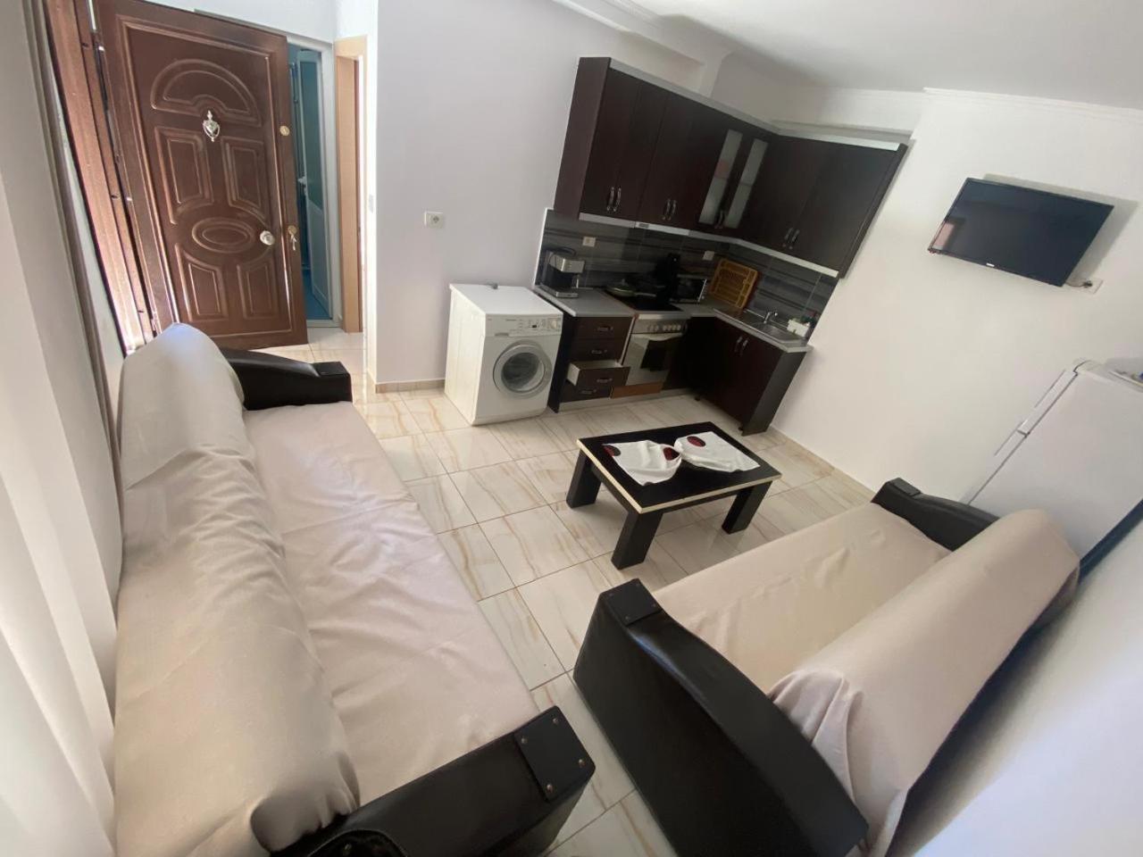 Olive Tree Apartment Sarande Bagian luar foto