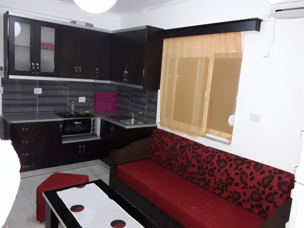 Olive Tree Apartment Sarande Bagian luar foto