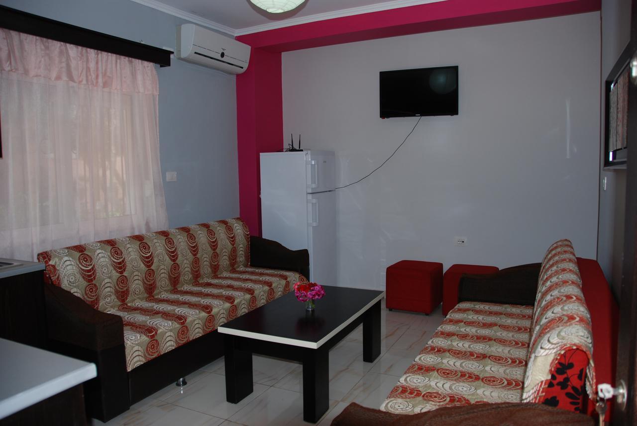 Olive Tree Apartment Sarande Bagian luar foto