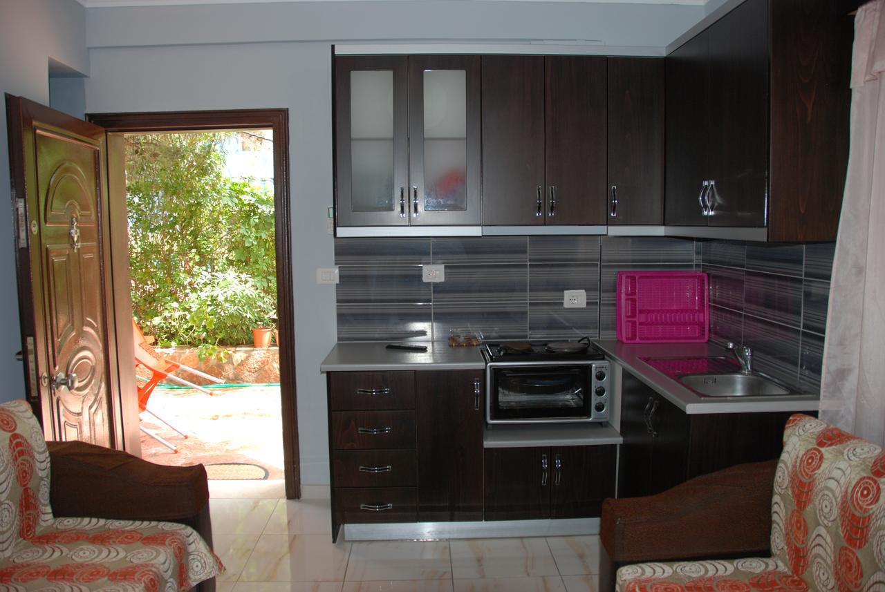 Olive Tree Apartment Sarande Bagian luar foto